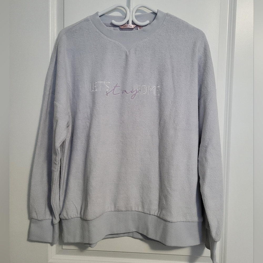 La Vie en Rose Sleepwear top size medium